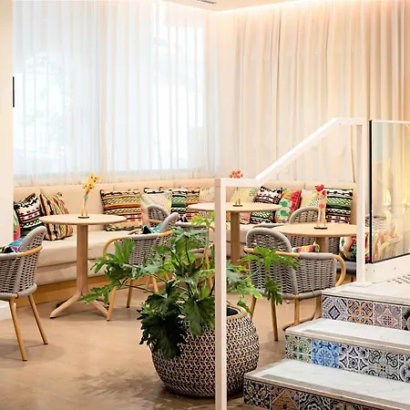 Hotel Croisette - Mgallery Collection Cannes